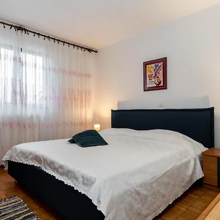 Appartamento Vinez Labin (Istria)