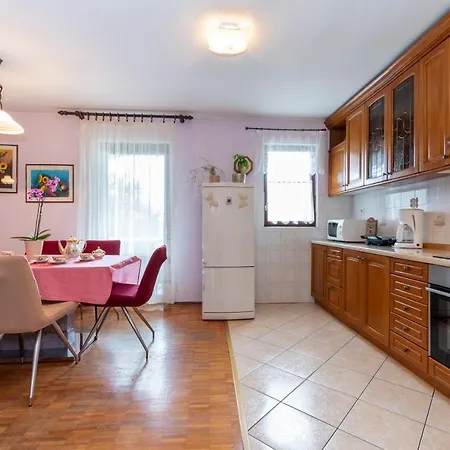 Appartamento Vinez Labin (Istria)